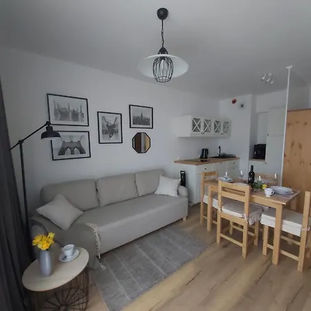 Apartament Irys Baltic Mare Kolobrzeg Z Prywatnym Miejscem Parkingowym Exterior photo